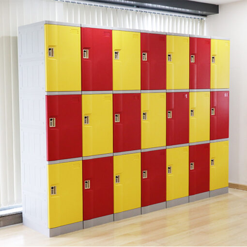Kết hợp giữa khóa số và tủ locker