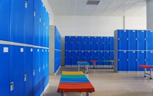 Khu vực đặt tủ locker và băng ghế