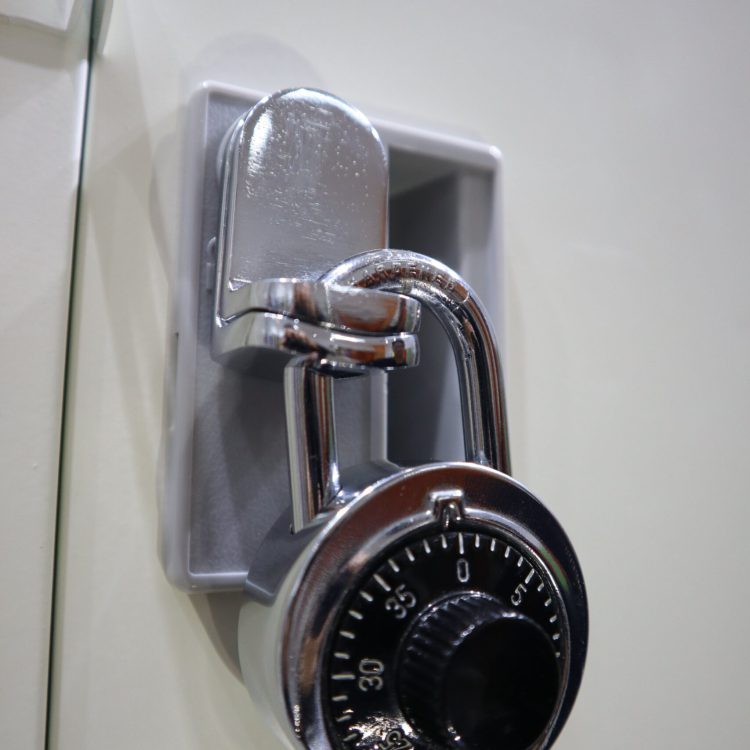 Hasp kết hợp Ổ Khóa Số Xoay 1525