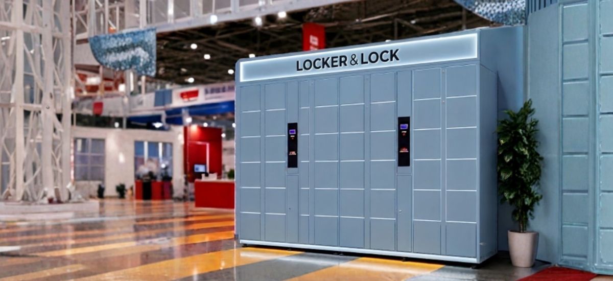 Smart Locker quét mã vạch tại trung tâm thương mại