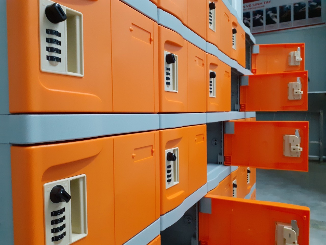 Tủ locker ABS và khóa số 3S