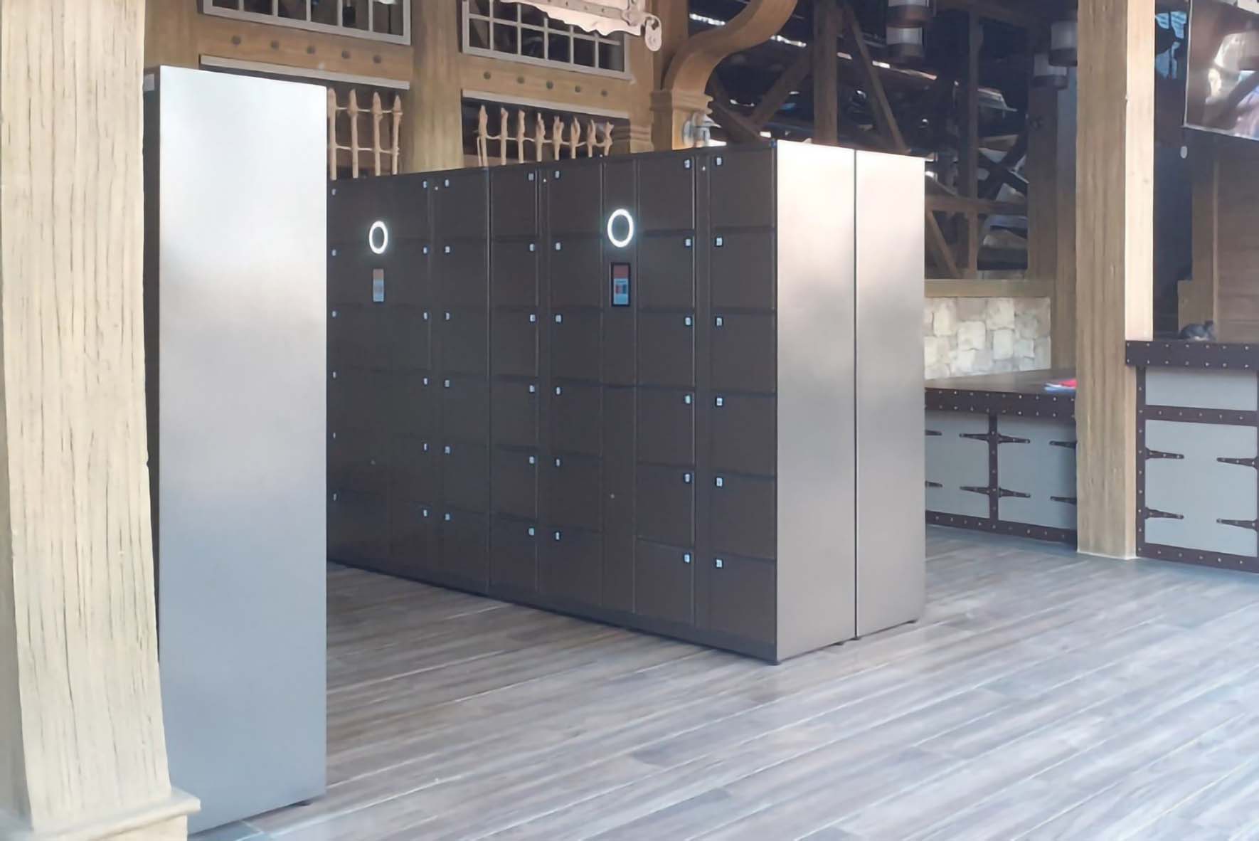 Tủ elocker tại Sun World