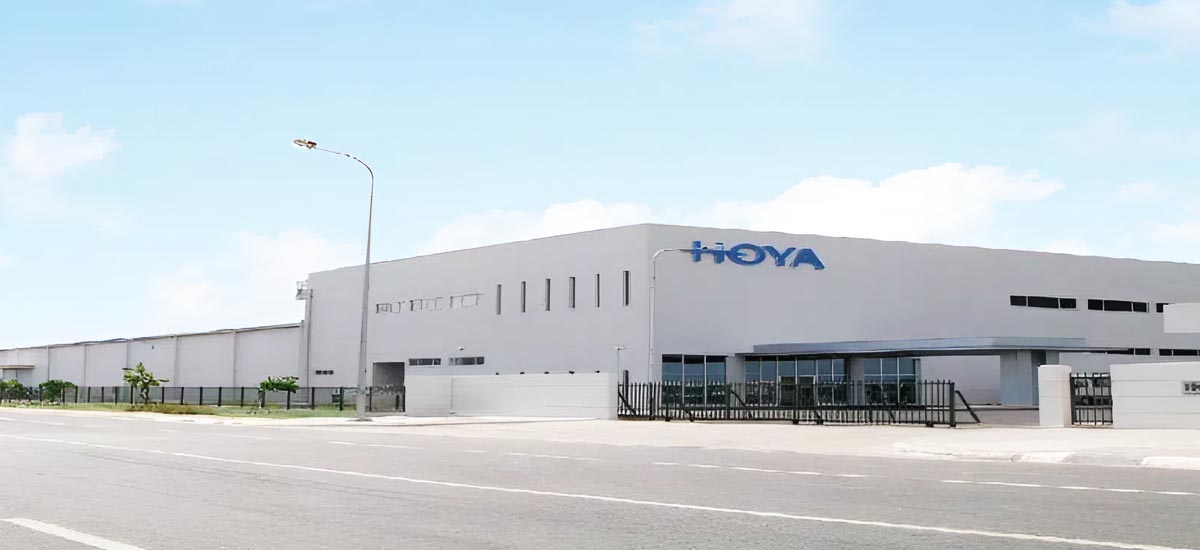Công ty Hoya Lens Việt Nam – Nhà máy sản xuất quy mô lớn tại KCN VSIP II, Bình Dương.