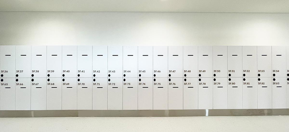 Tủ giúp lưu trữ dụng cụ y tế trong môi trường sạch khuẩn và đảm bảo an toàn khi sử dụng.