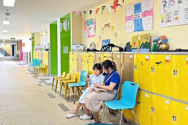 tủ đựng đồ lớp học