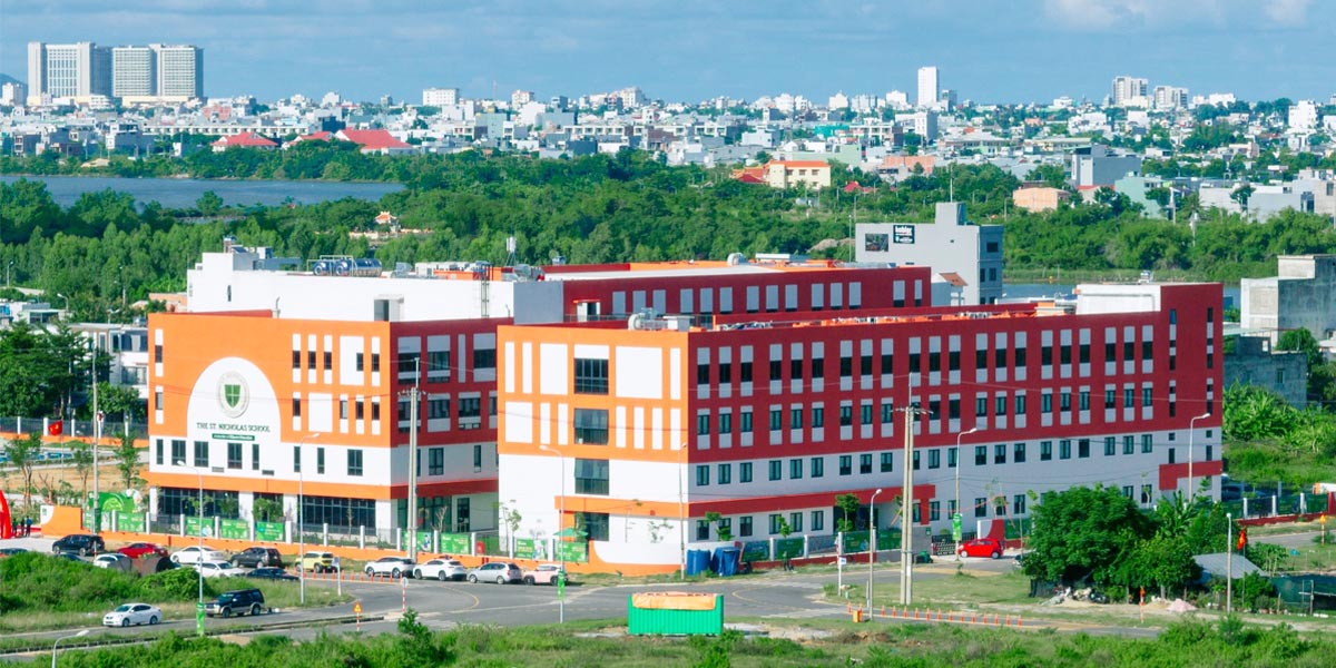 Trường học hiện đại – nơi học sinh được học tập và phát triển trong môi trường giáo dục quốc tế. Nguồn ảnh: Intetnet