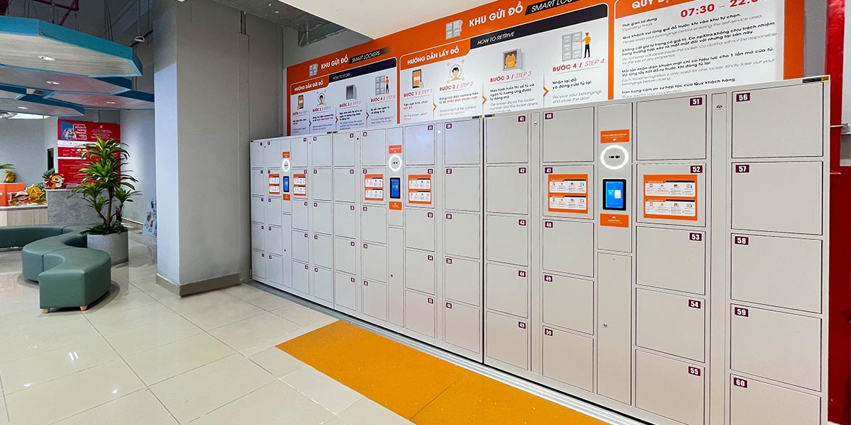 Khu vực tủ gửi đồ eLocker FaceID tại tầng 2 – khu siêu thị mua sắm