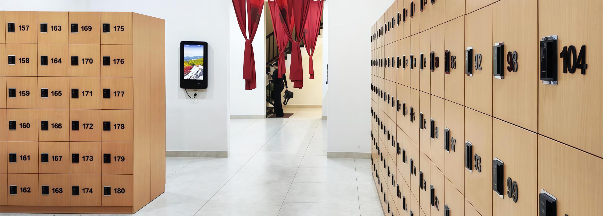 tủ đựng đồ spa