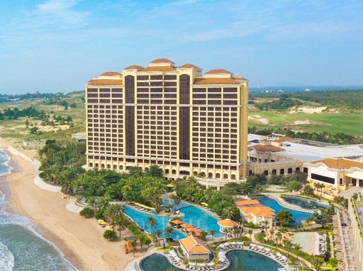 The Grand Hồ Tràm