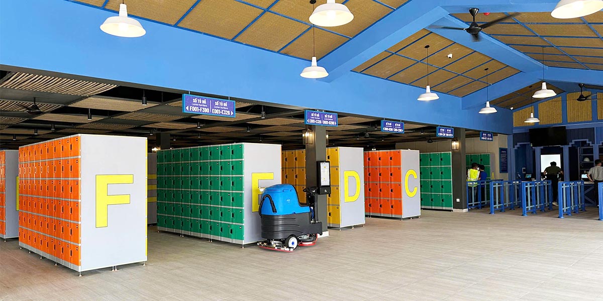 Hệ thống tủ locker ABS được lắp đặt tại khu vực thay đồ của Vũng Tàu Aqua Adventure.