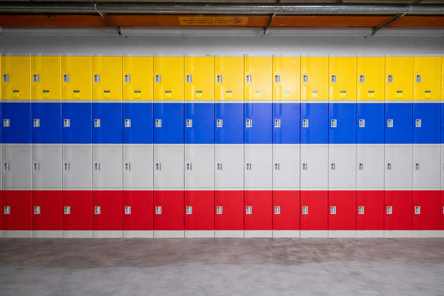 Tủ locker tại bệnh viện Đa khoa Tân Hưng